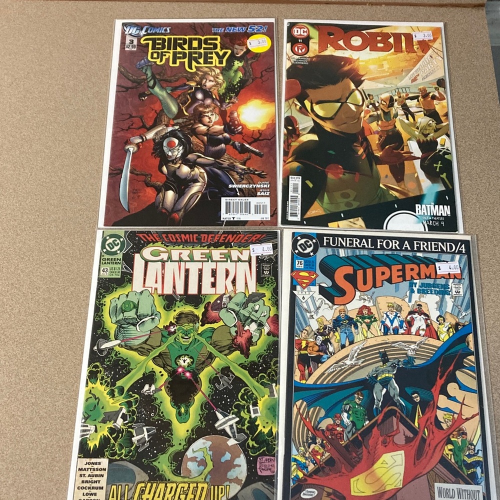 DC Comics Collection: Birds of Prey, Robin, Green Lantern, Superman